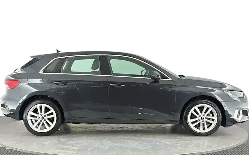 Used Audi A3 Sportback e-tron Sport 204 HP (150 kW) 2025 Hatchback