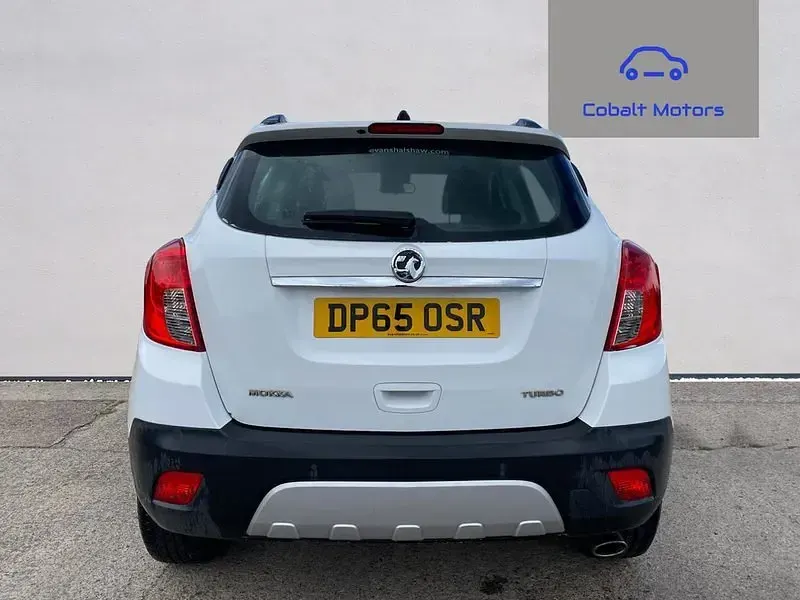 Used Vauxhall Mokka 140 HP (102 kW) 2015 White SUV
