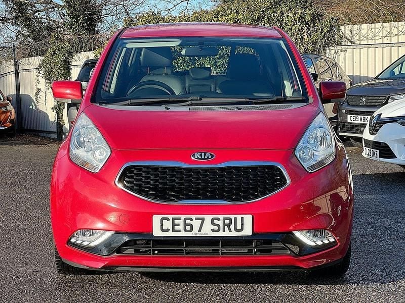 Used Kia Venga 123 HP (90 kW) 2017 Red Hatchback