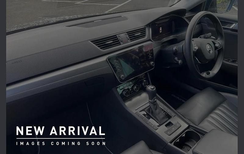 Used Skoda Superb SE L 150 HP (110 kW) 2022 Black magic pearl effect Hatchback