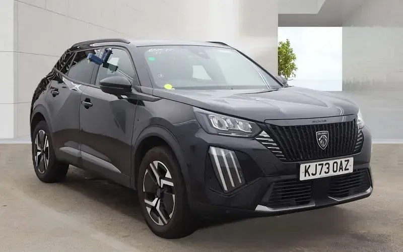 Used Peugeot 2008 Allure 131 HP (96 kW) 2024 SUV