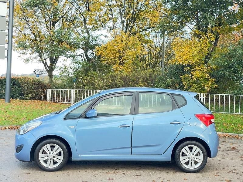 Used Hyundai ix20 Active 123 HP (90 kW) 2013 Blue Hatchback