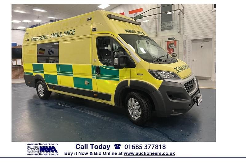 Used Fiat Ducato 180 HP (132 kW) 2016 Yellow Van