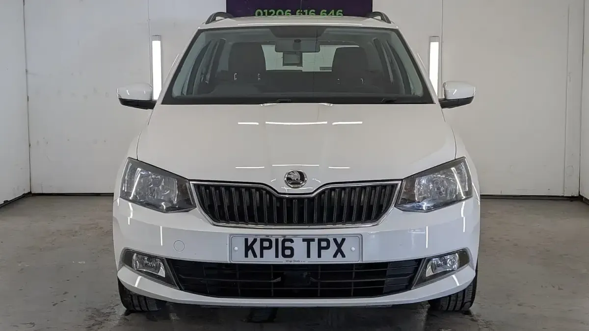 Used Skoda Fabia SE 2016 White Estate