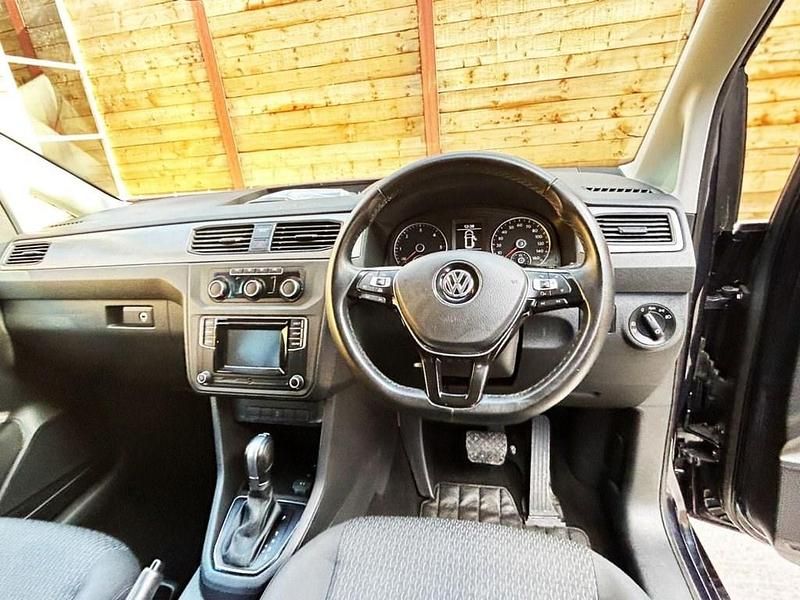 Used VW Caddy Maxi Life Life 2018 Blue MPV