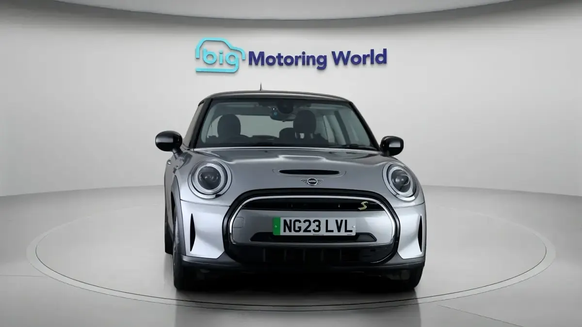 Used Mini Cooper S Hatch 135 kW (184 HP) 2023 Silver Hatchback