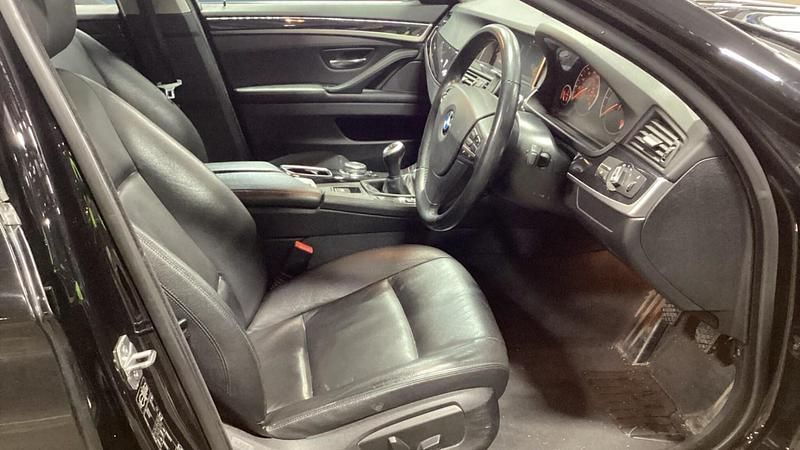 Used BMW 520 Impressive 2014 Black Sedan