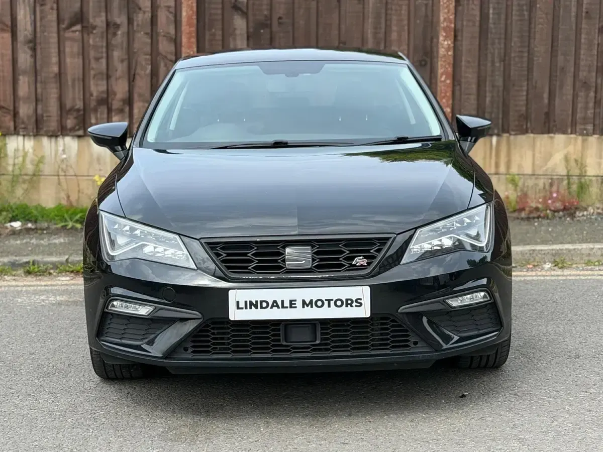 Used Seat Leon FR 150 HP (110 kW) 2017 Black Coupe