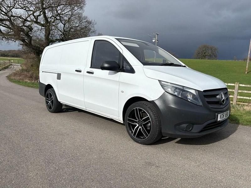Used Mercedes Vito 114 HP (83 kW) 2018 White Van