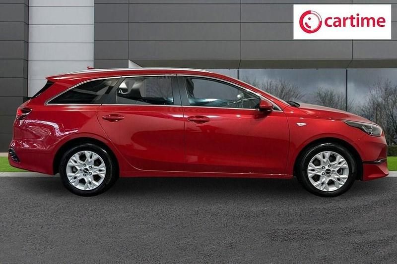 Used Kia Ceed Sportswagon 158 HP (116 kW) 2023 Red Estate