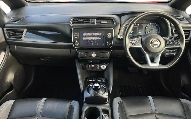 Used Nissan Leaf Tekna 110 kW (150 HP) 2025 Hatchback