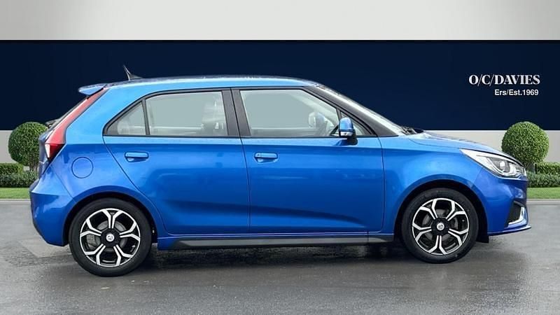 Used MG MG3 Exclusive 106 HP (77 kW) 2019 Blue Hatchback