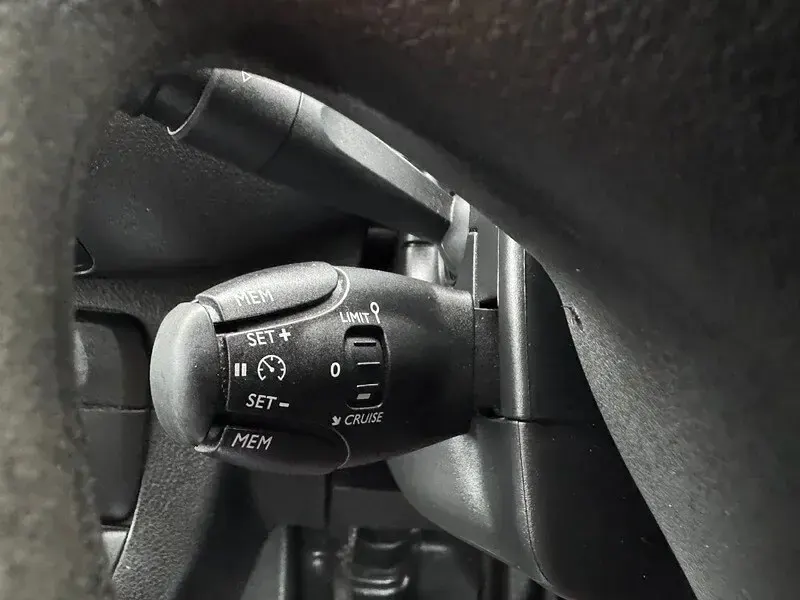 Used Toyota Proace 150 HP (110 kW) 2023 Black MPV