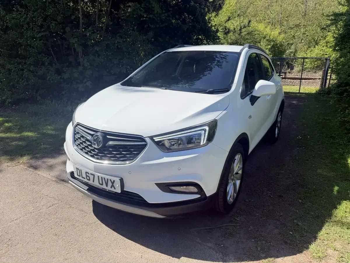 Used Vauxhall Mokka X Design Edition 140 HP (102 kW) 2018 White SUV