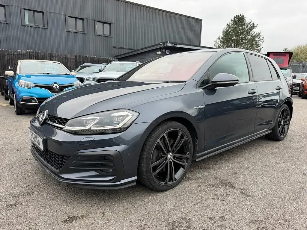 Used VW Golf VII GTD 184 HP (135 kW) 2018 Blue Hatchback