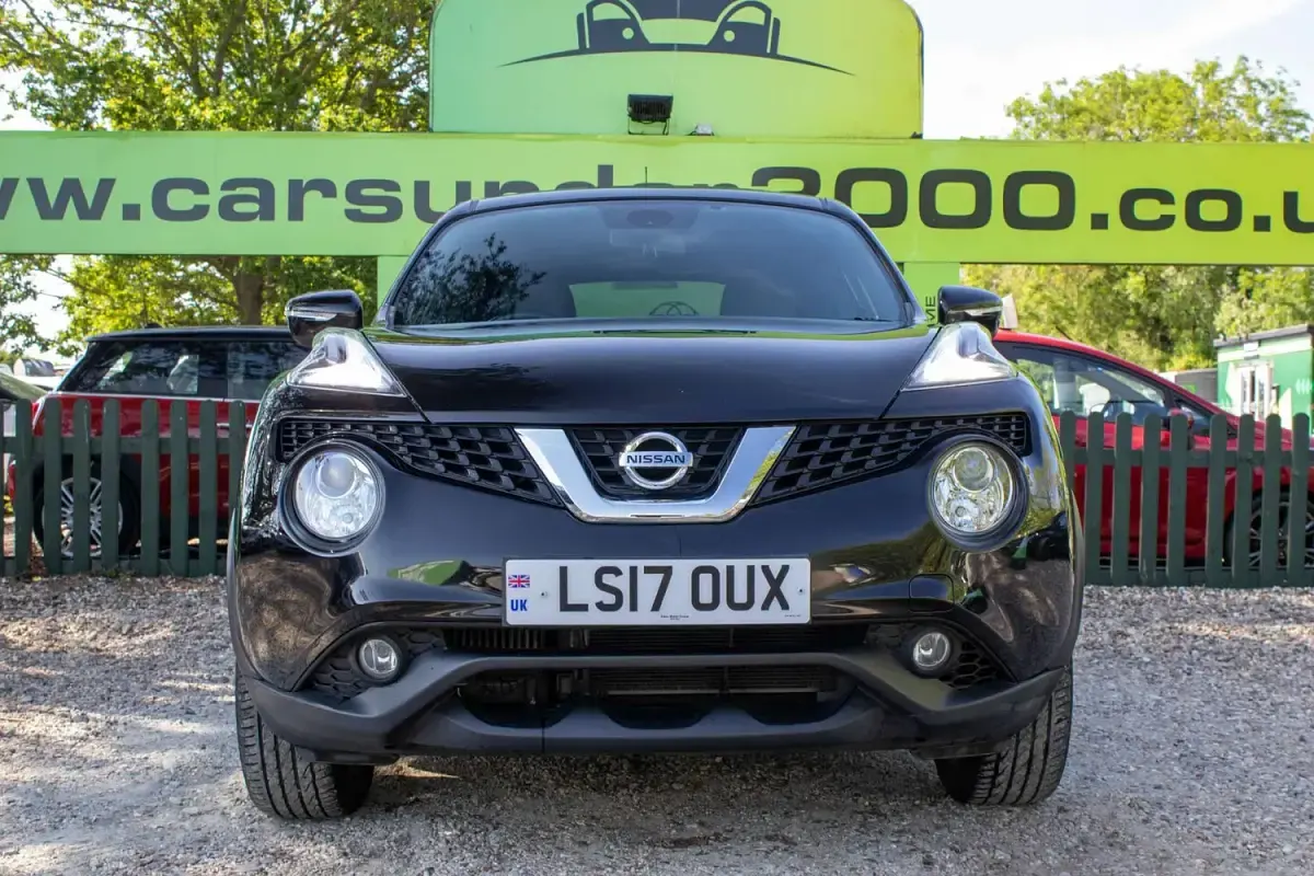 Used Nissan Juke N-Connecta 110 HP (80 kW) 2017 Black SUV