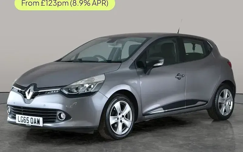 Used Renault Clio Dynamique 73 HP (53 kW) 2016 Hatchback