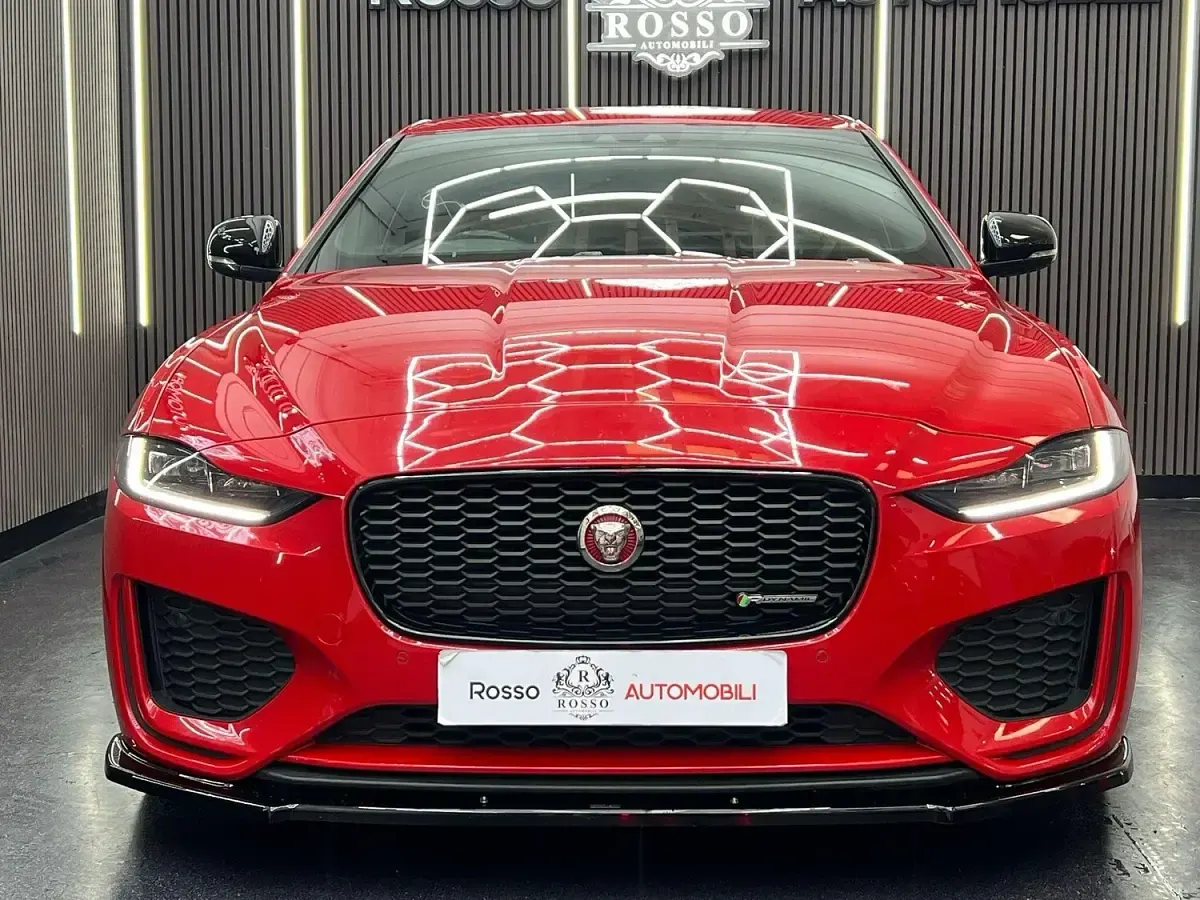 Used Jaguar XE R-Dynamic 180 HP (132 kW) 2019 Red Sedan