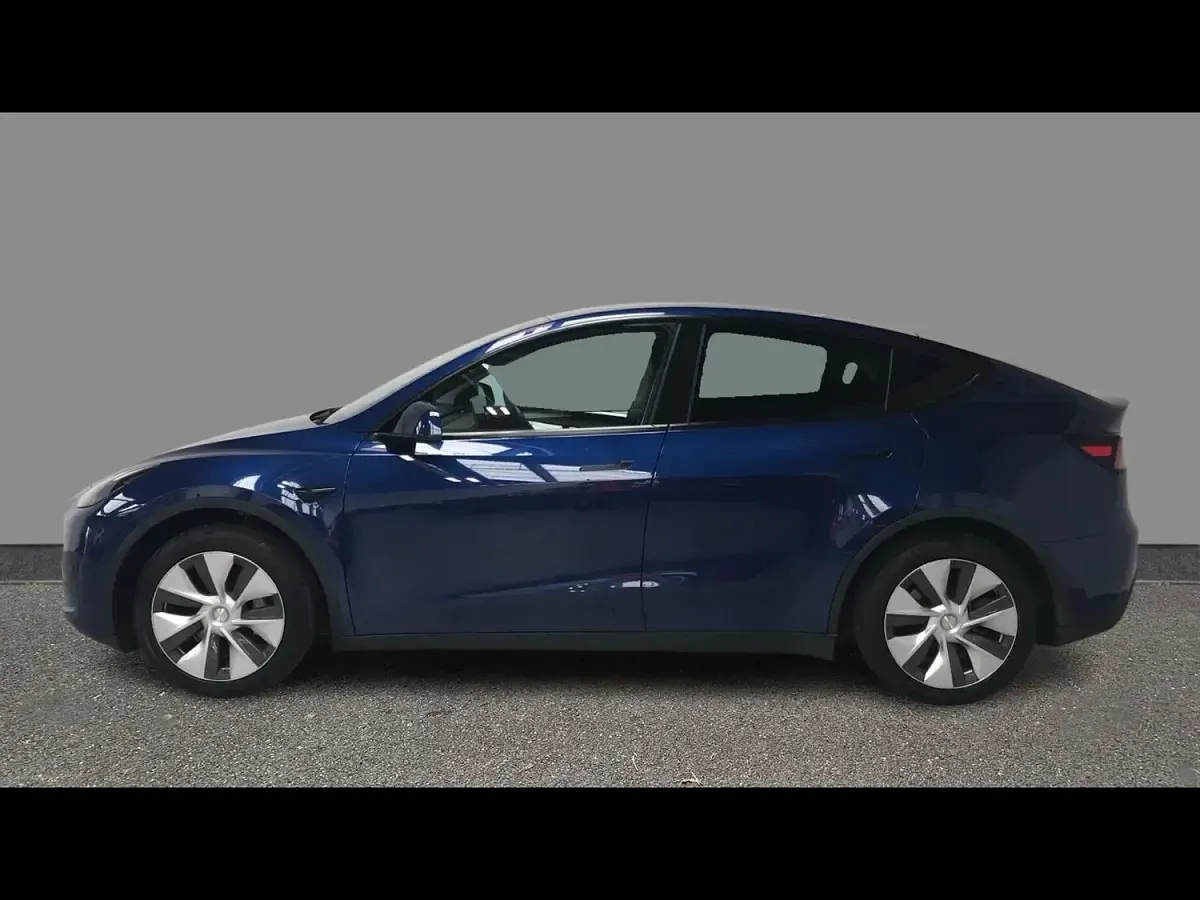 Used Tesla Model Y RWD 219 kW (299 HP) 2023 Blue SUV