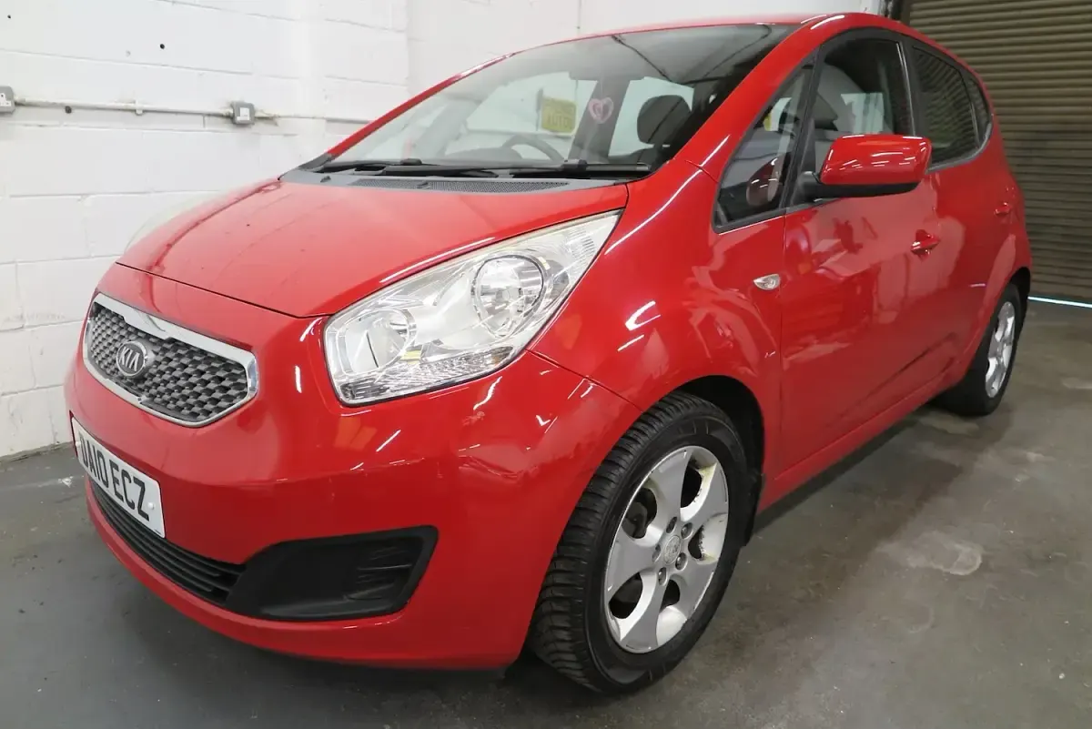 Used Kia Venga 2010 Red Hatchback