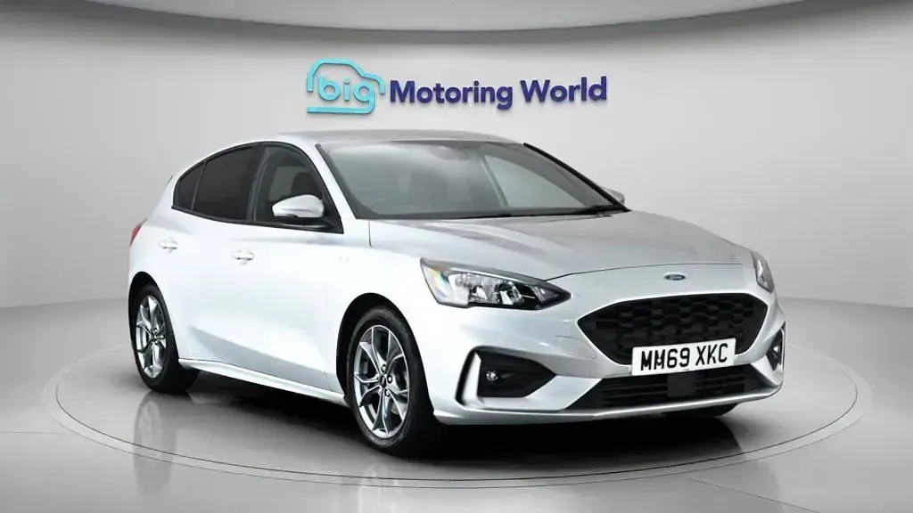 Used Ford Focus ST-Line 125 HP (91 kW) 2020 Hatchback