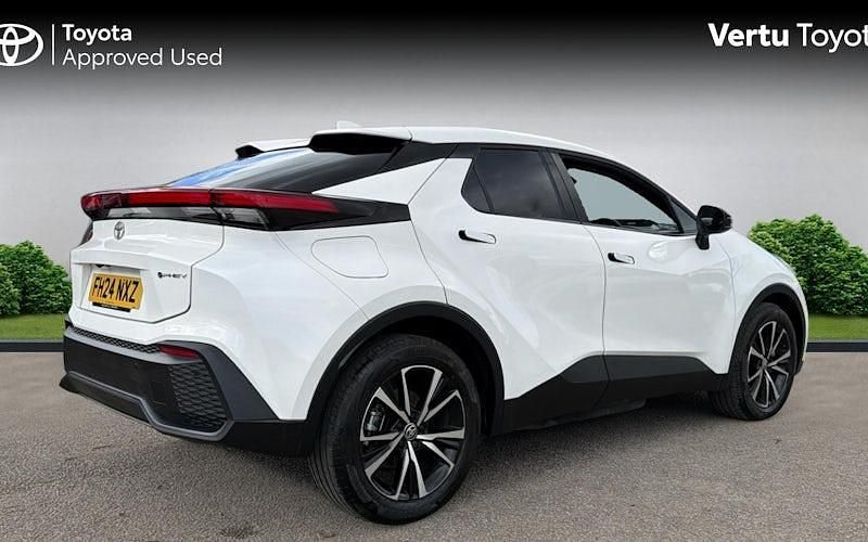 Used Toyota C-HR Design 223 HP (164 kW) 2026 SUV