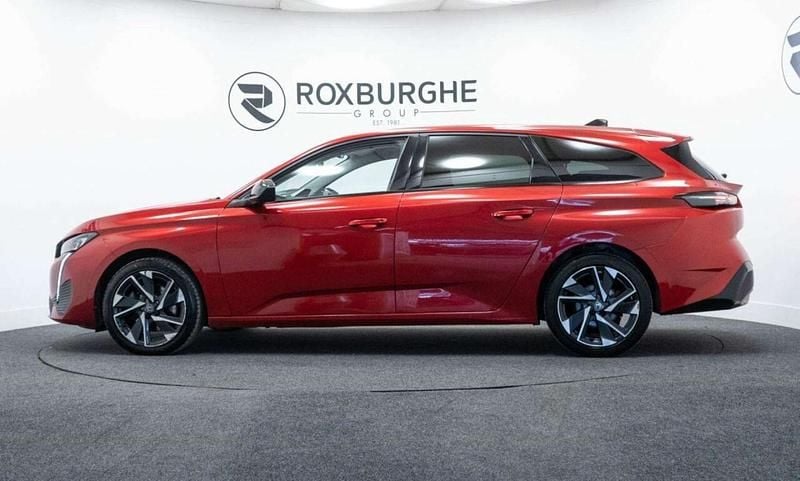 Used Peugeot 308 SW Allure Premium 130 HP (95 kW) 2023 Red Estate
