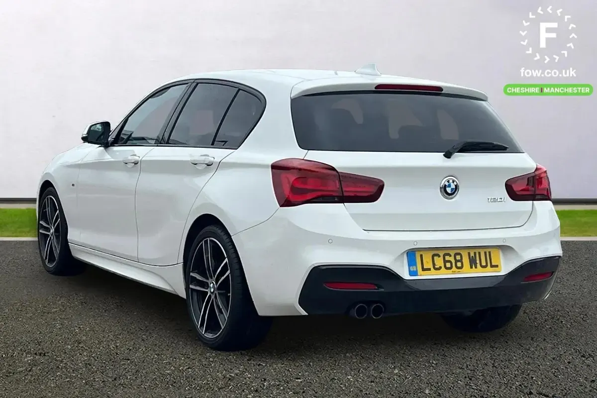 Used BMW 120 Efficient Dynamics 184 HP (135 kW) 2018 White Hatchback