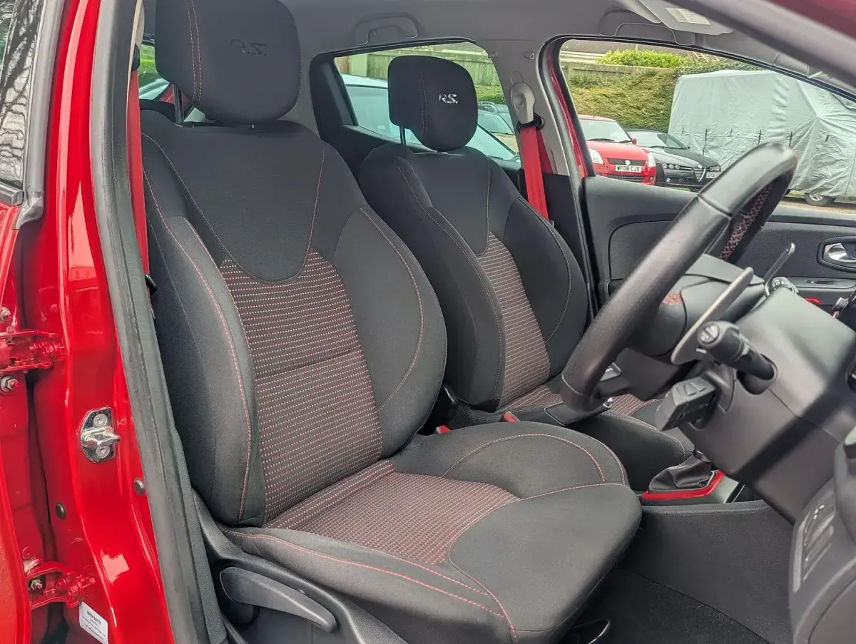 Used Renault Clio Trophy 2016 Red Hatchback