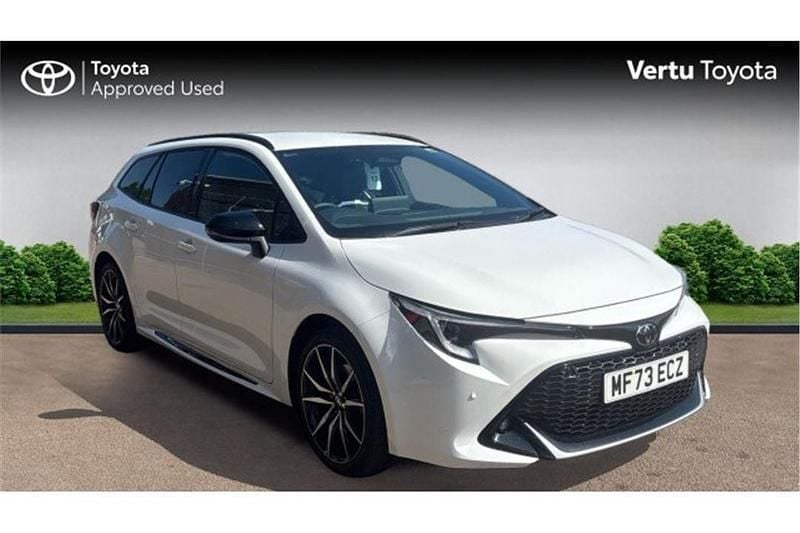 White Used 2023 Toyota Corolla Sport Estate | £25,993 (Fair price) - Image 1/4