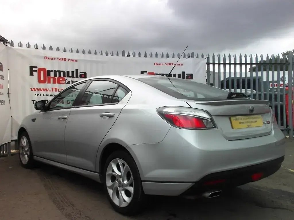 Used MG MG6 160 HP (117 kW) 2014 Silver Hatchback