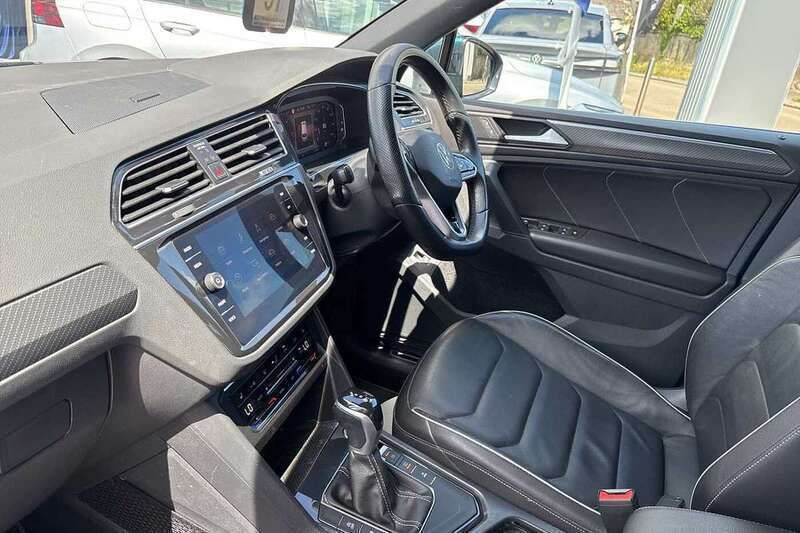 Image 2/4
