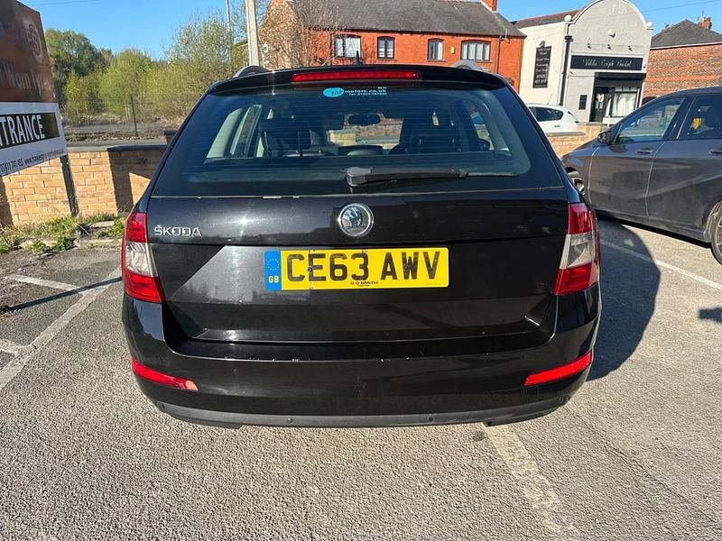 Used Skoda Octavia Elegance 2013 Black Estate