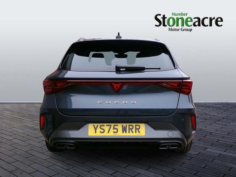 New Cupra Leon 150 HP (110 kW) 2025 Grey Estate