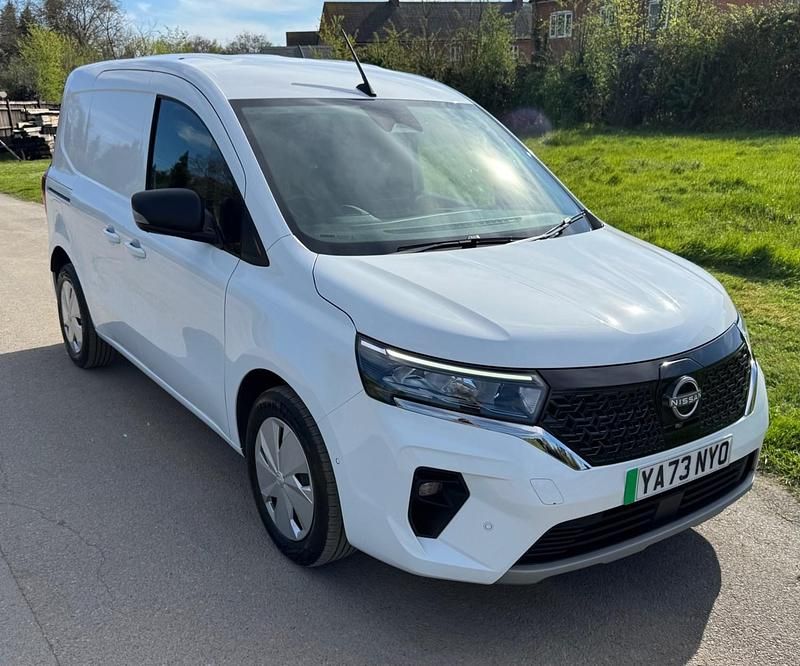 Used Nissan Townstar Tekna 89 kW (122 HP) 2023 White Van
