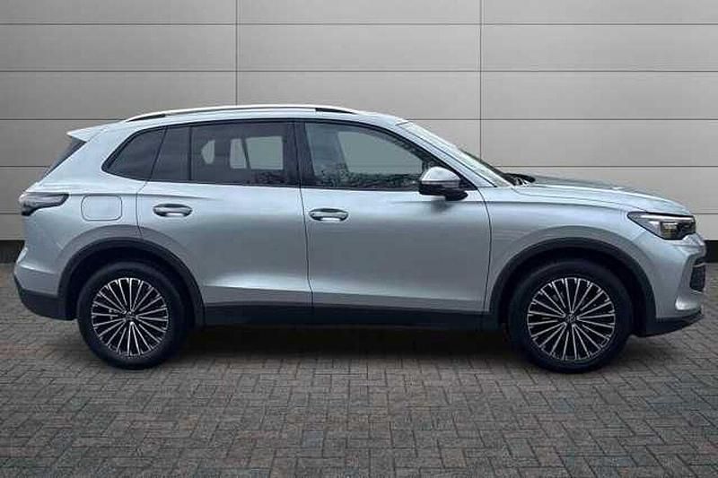 Used VW Tiguan Match 150 HP (110 kW) 2025 Oyster silver SUV