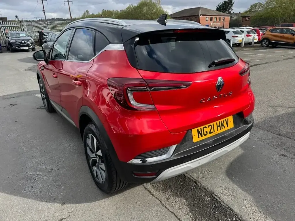 Gebraucht Renault Captur Version S 100 PS (73 kW) 2021 Rot SUV