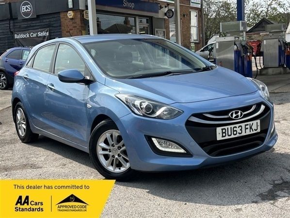 Blue Used 2013 Hyundai i30 Active Hatchback | £3,995 (Good price) - Image 1/1