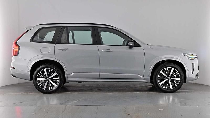 New Volvo XC90 Plus 250 HP (183 kW) 2025 Vapour grey SUV