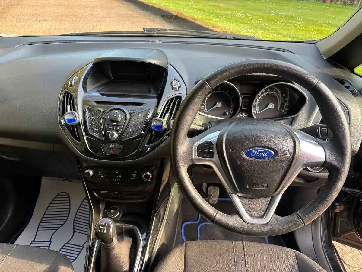 Used Ford B-MAX Zetec 90 HP (66 kW) 2013 Black MPV