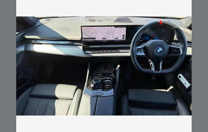 Usado BMW i5 Comfort Edition 442 kW (601 HP) 2024 Preto Sedan