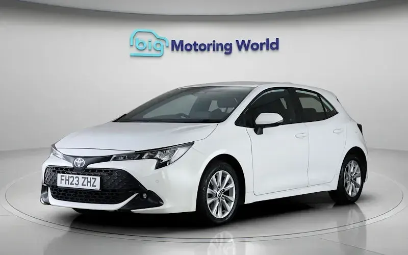 Używany Toyota Corolla 140 KM (102 kW) 2026 Hatchback