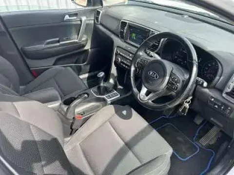 Used Kia Sportage 115 HP (84 kW) 2017 White SUV