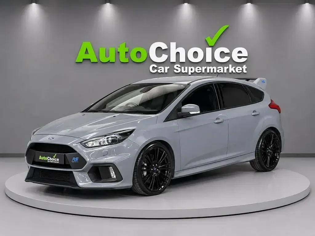 Used Ford Focus RS 350 HP (257 kW) 2018 Grey Hatchback