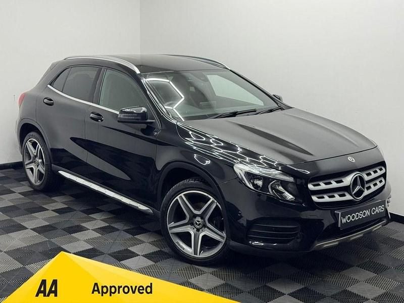 Used Mercedes GLA200 Executive 156 HP (114 kW) 2017 Black SUV