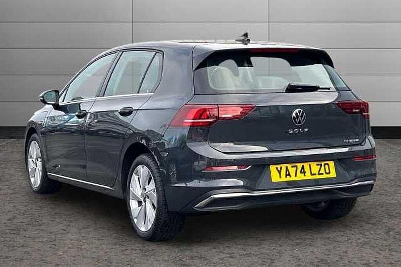 Used VW Golf VIII 204 HP (150 kW) 2025