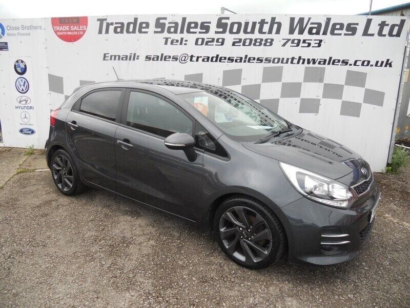 Grey Used 2016 Kia Rio 2 Hatchback | £5,995 (Fair price) - Image 1/4
