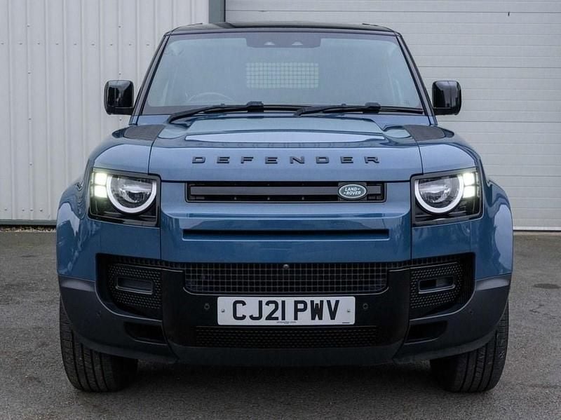 Used Land Rover Defender S 250 HP (183 kW) 2021 Blue SUV