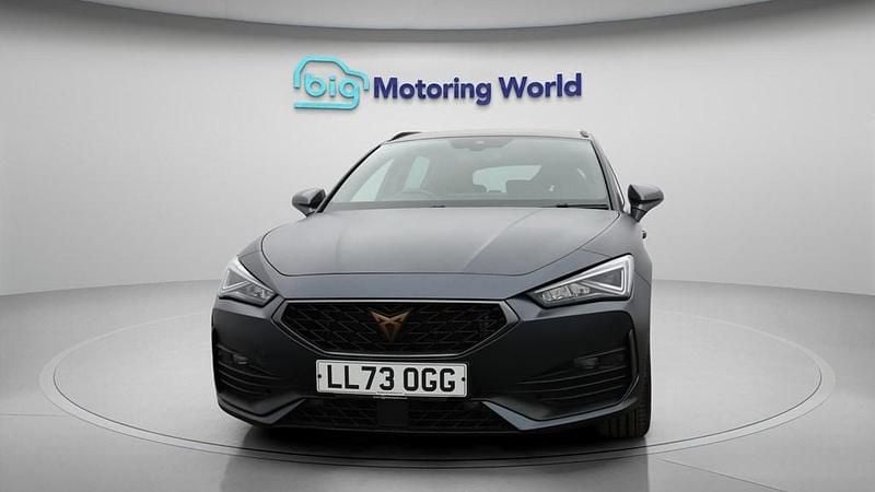 Used Cupra Leon VZ2 245 HP (180 kW) 2023 Grey Estate