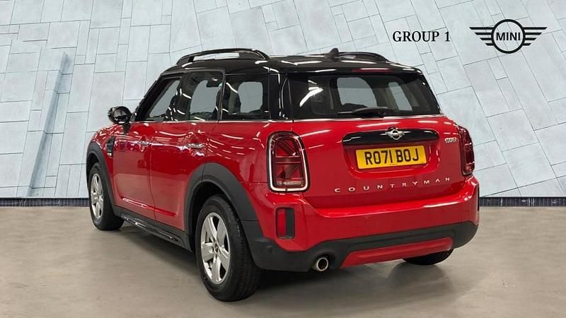 Used Mini Cooper Countryman Classic 134 HP (98 kW) 2021 Red SUV